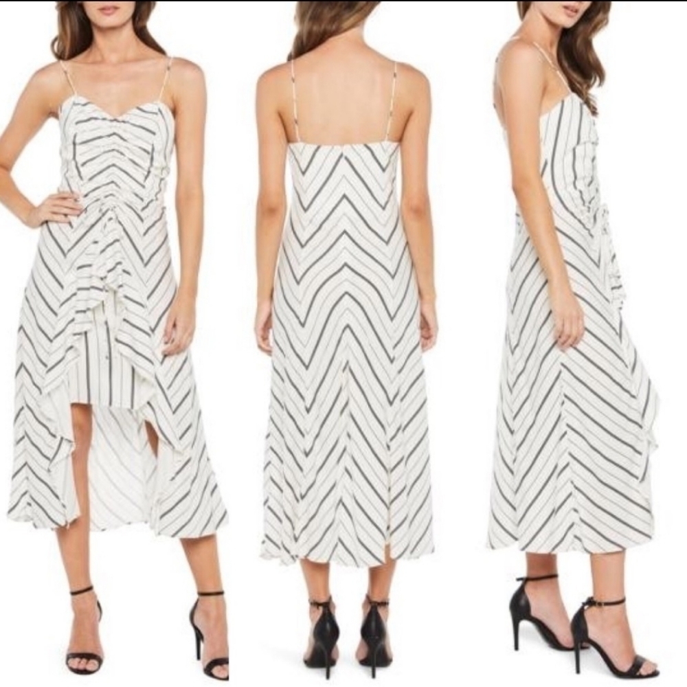 Bardot Winona Strappy Chevron White and Black Sun Dress size Small